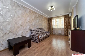 Фото №1: 1-комнатная квартира 38 м² - Краснодар, мкр. жилой комплекс Дружный, ул. Адмирала Серебрякова, 3к1