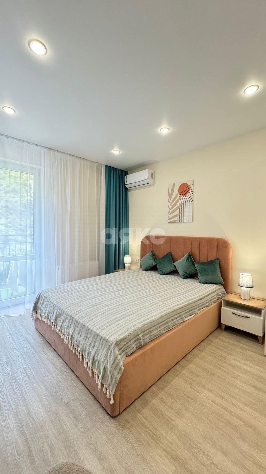 Фото №2: 1-комнатная квартира 28 м² - Сочи, жилой комплекс Летний, ул. Искры, 88