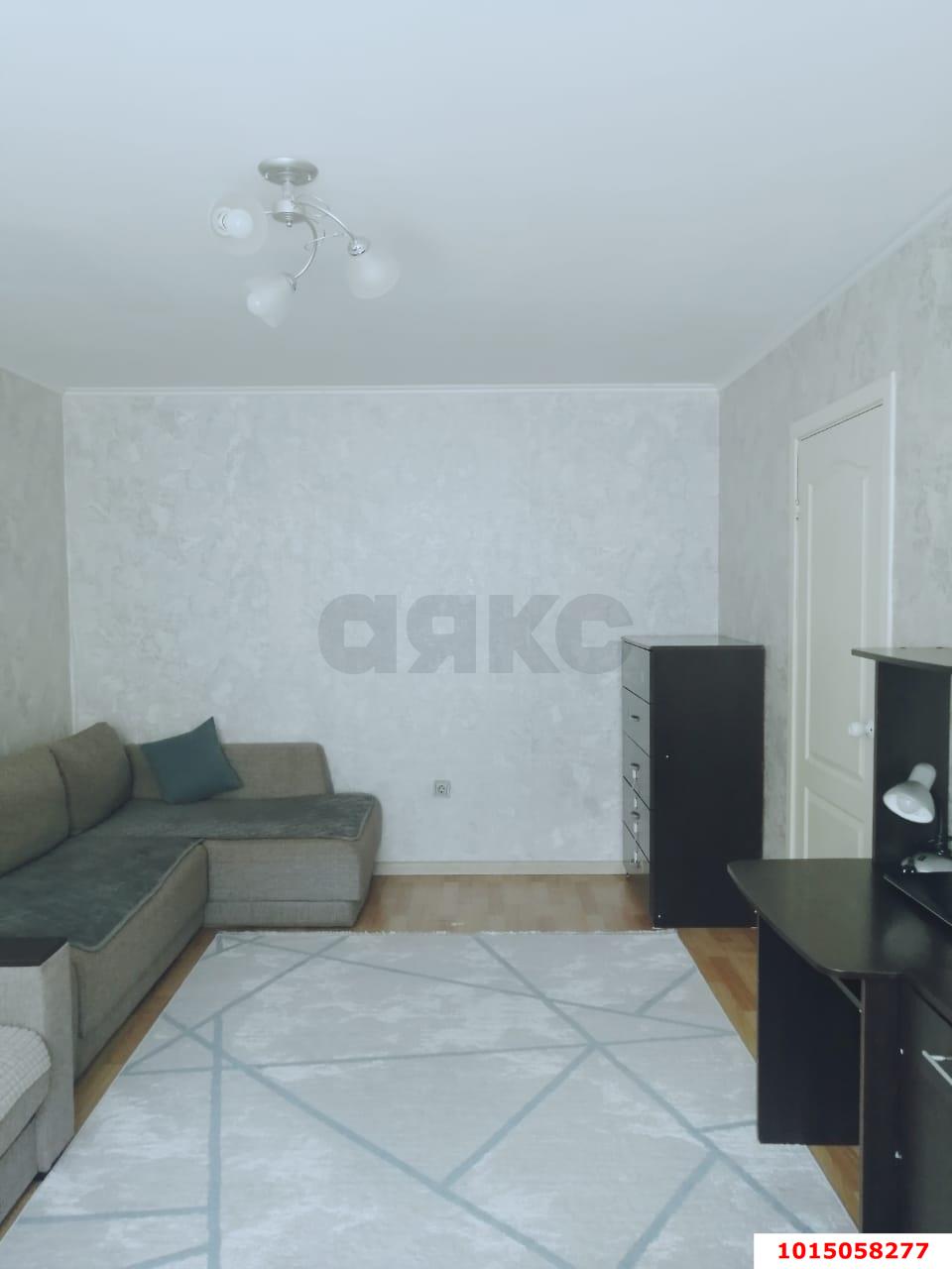 Фото №2: 2-комнатная квартира 56 м² - Краснодар, Прикубанский внутригородской округ, мкр. Восточно-Кругликовский, ул. Героев-Разведчиков, 42