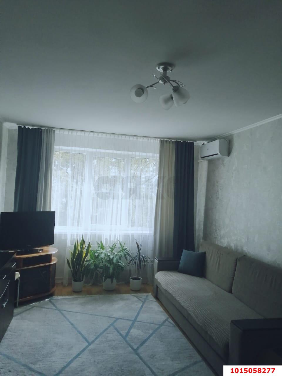 Фото №1: 2-комнатная квартира 56 м² - Краснодар, Прикубанский внутригородской округ, мкр. Восточно-Кругликовский, ул. Героев-Разведчиков, 42