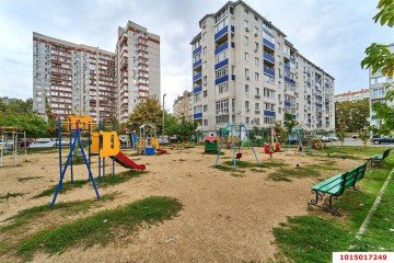 Фото №1: 2-комнатная квартира 75 м² - Краснодар, мкр. Восточно-Кругликовский, ул. Черкасская, 123