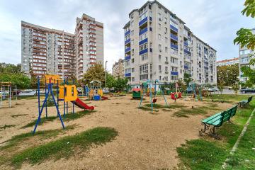Фото №1: 2-комнатная квартира 70 м² - Краснодар, мкр. Восточно-Кругликовский, ул. Черкасская, 123