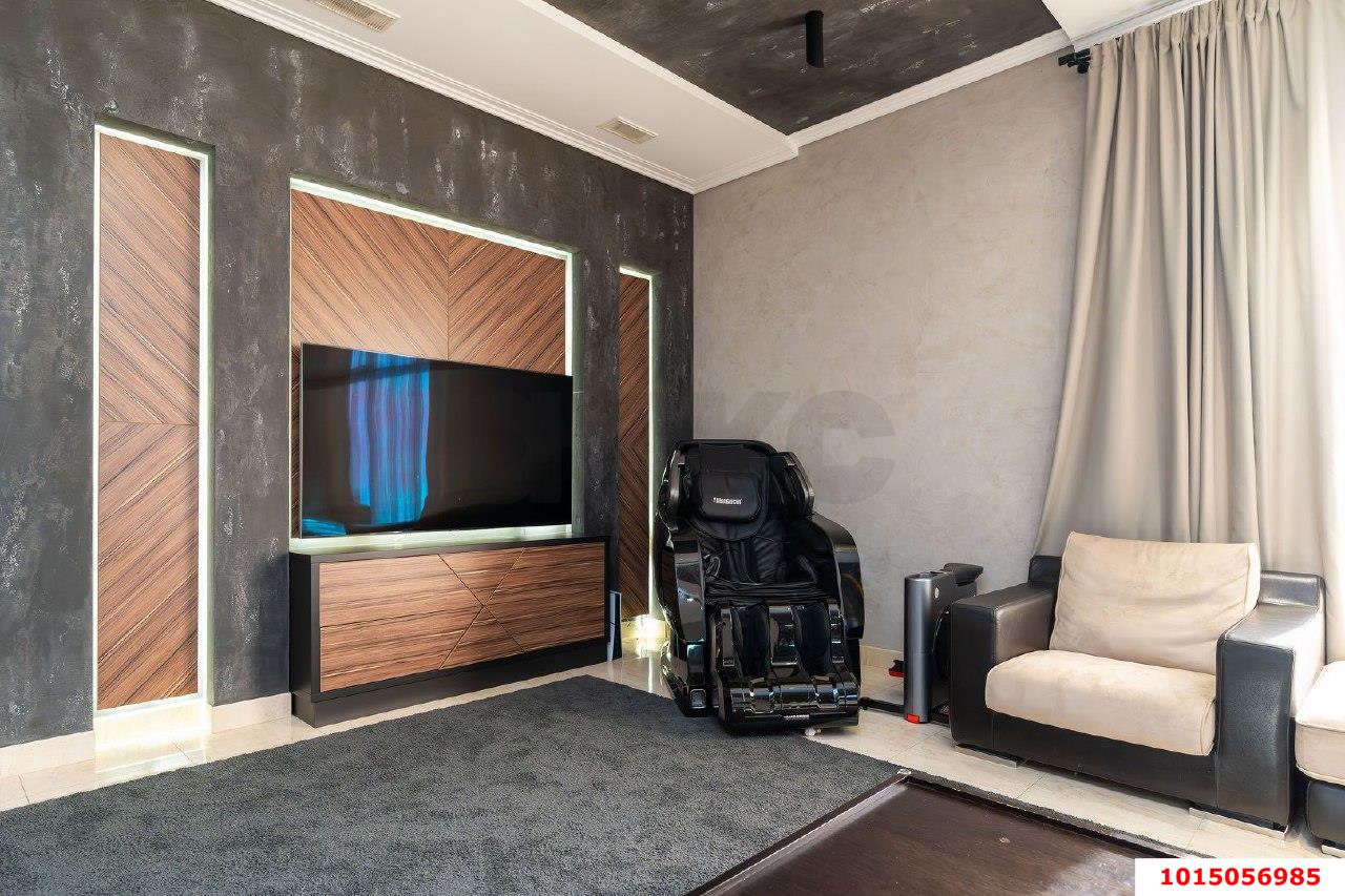 Фото №5: Дом 237 м² + 7 сот. - Краснодар, Табачная Фабрика, пр-д 1-й  Достоевского, 7