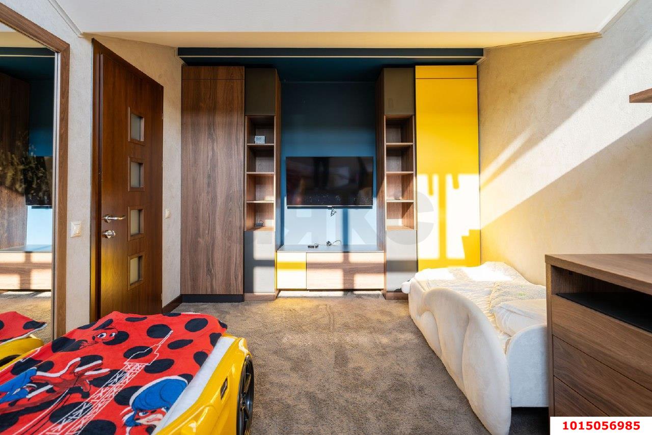 Фото №14: Дом 237 м² + 7 сот. - Краснодар, Табачная Фабрика, пр-д 1-й  Достоевского, 7