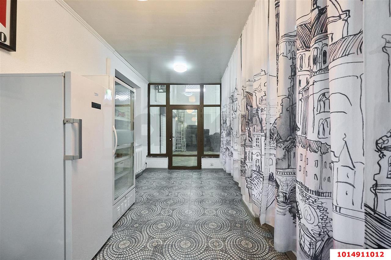 Фото №19: Дом 374 м² + 4 сот. - Краснодар, Центральный внутригородской округ, мкр. Дубинка, ул. Малая, 25