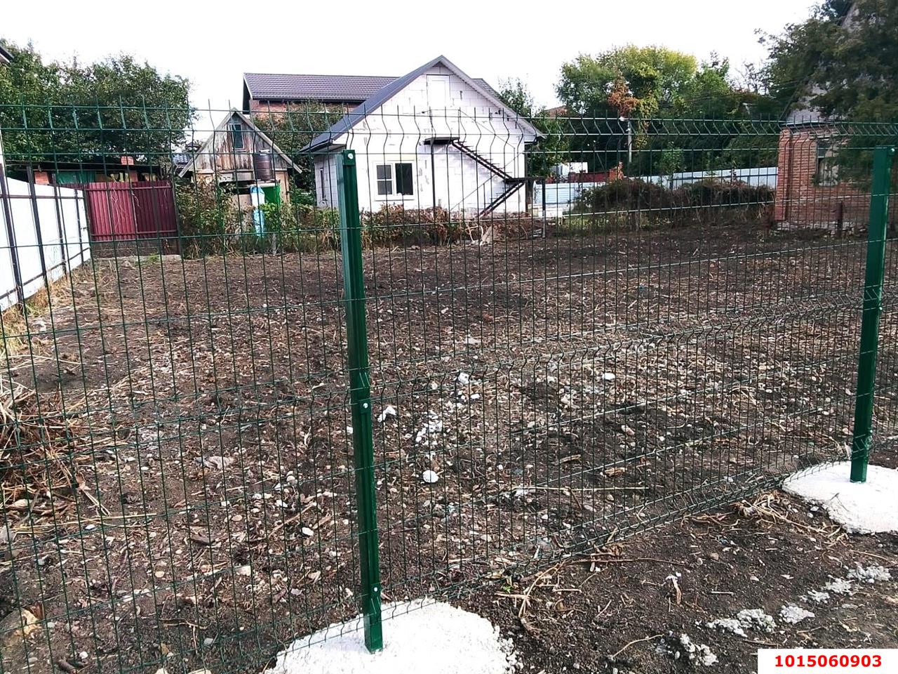 Фото №2: Земельный участок 4.4 сот. - Знаменский, Карасунский внутригородской округ, мкр. СНТ Восход, ул. Клубничная, 501