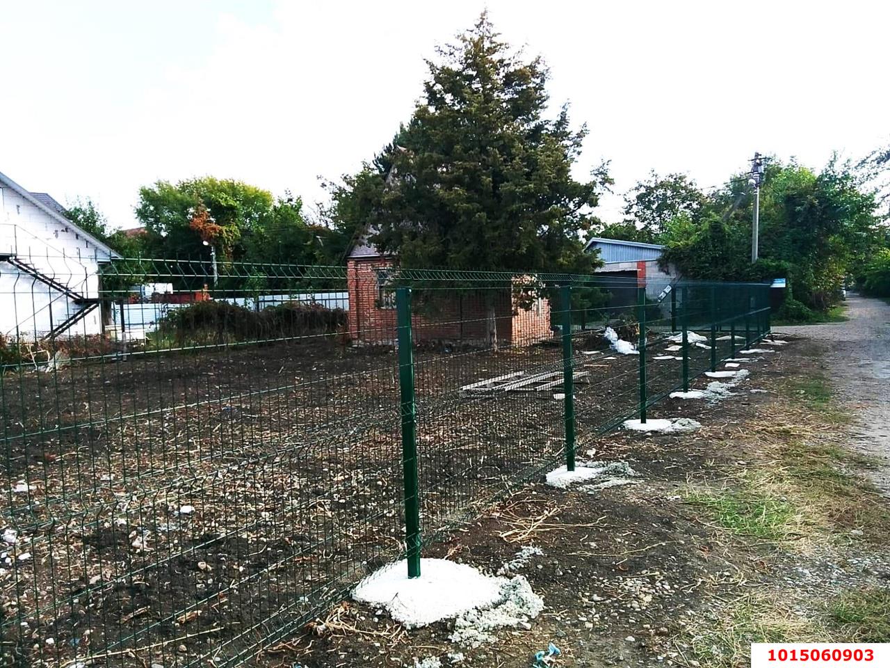 Фото №3: Земельный участок 4.4 сот. - Знаменский, Карасунский внутригородской округ, мкр. СНТ Восход, ул. Клубничная, 501