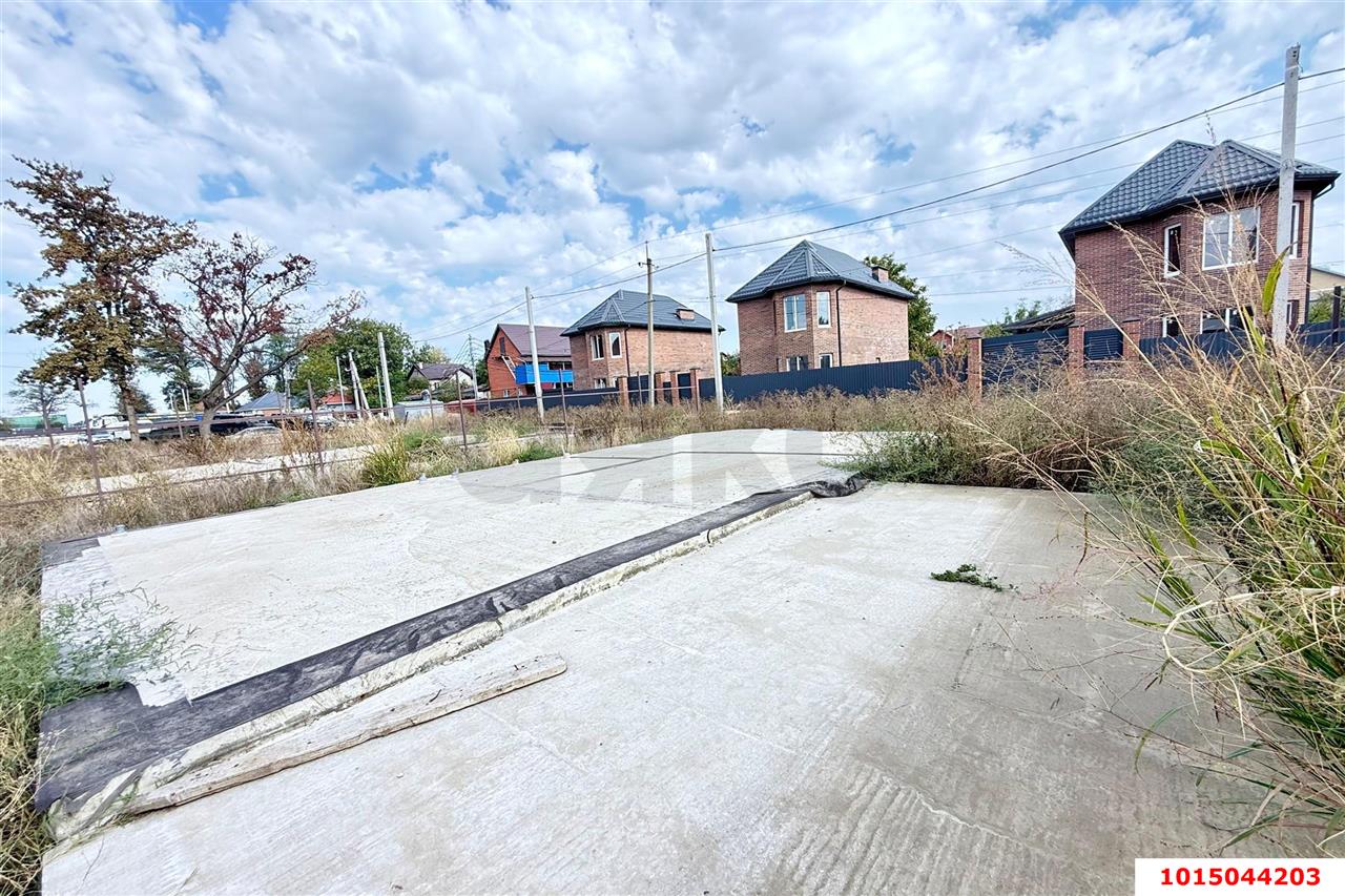 Фото №1: Земельный участок под ИЖС 3.4 сот. - Российский, Прикубанский внутригородской округ, ул. Южная, 44