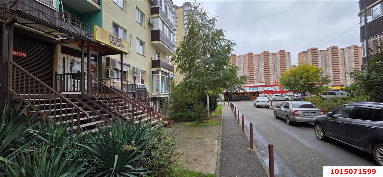 Фото №4: Торговое помещение 60 м² - Краснодар, ЖК Возрождение, ул. имени 40-летия Победы, 127