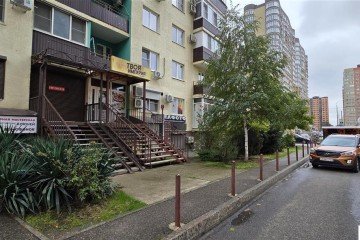 Фото №3: Торговое помещение 60 м² - Краснодар, мкр. ЖК Возрождение, ул. имени 40-летия Победы, 127