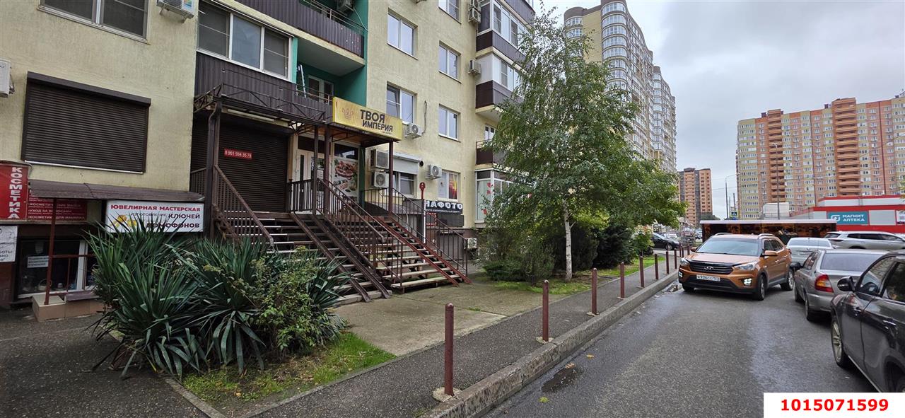 Фото №3: Торговое помещение 60 м² - Краснодар, ЖК Возрождение, ул. имени 40-летия Победы, 127