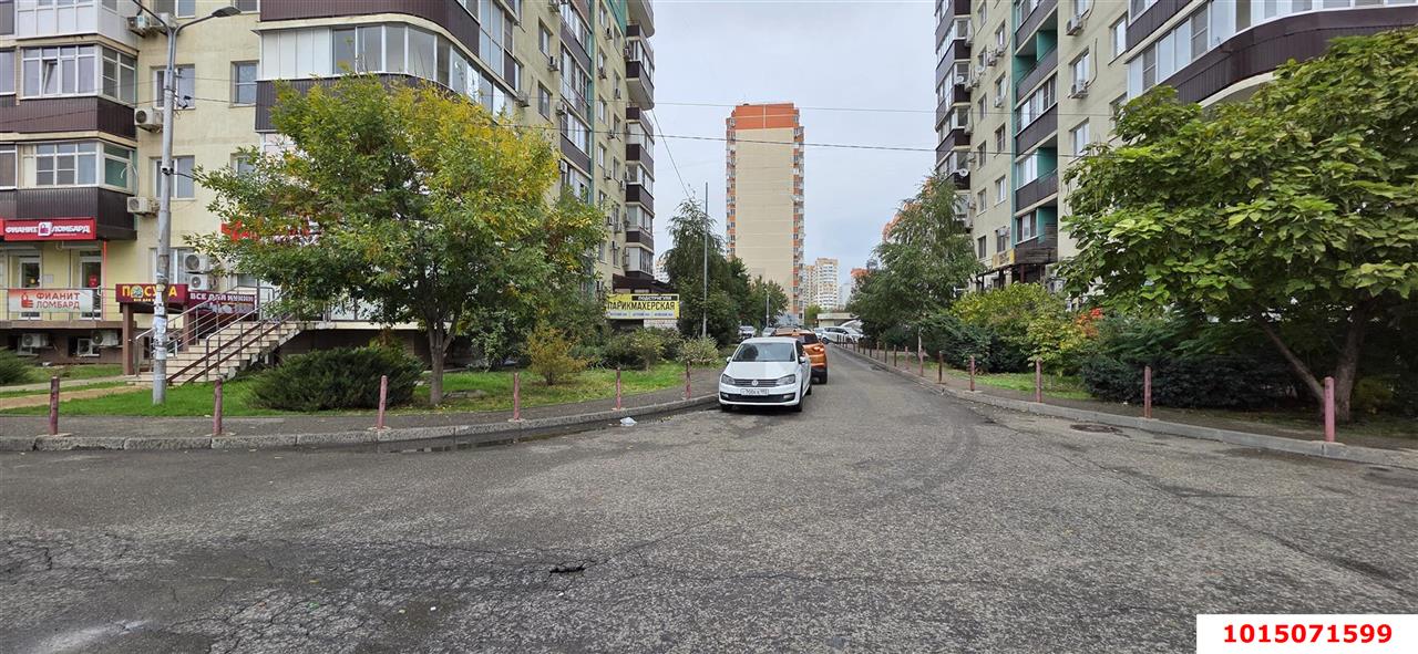 Фото №6: Коммерция 59 м² - Краснодар, Восточно-Кругликовский, ЖК Возрождение, мкр. Прикубанский внутригородской округ, ул. имени 40-летия Победы, 127