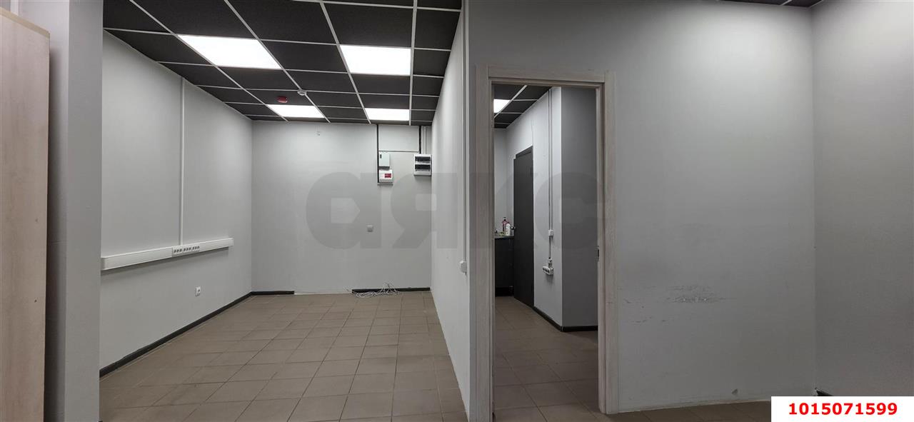 Фото №9: Коммерция 59 м² - Краснодар, Восточно-Кругликовский, ЖК Возрождение, мкр. Прикубанский внутригородской округ, ул. имени 40-летия Победы, 127