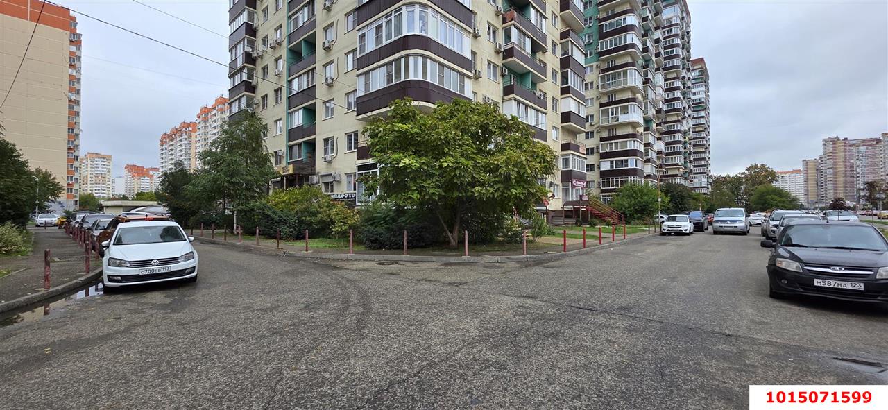 Фото №7: Торговое помещение 60 м² - Краснодар, ЖК Возрождение, ул. имени 40-летия Победы, 127