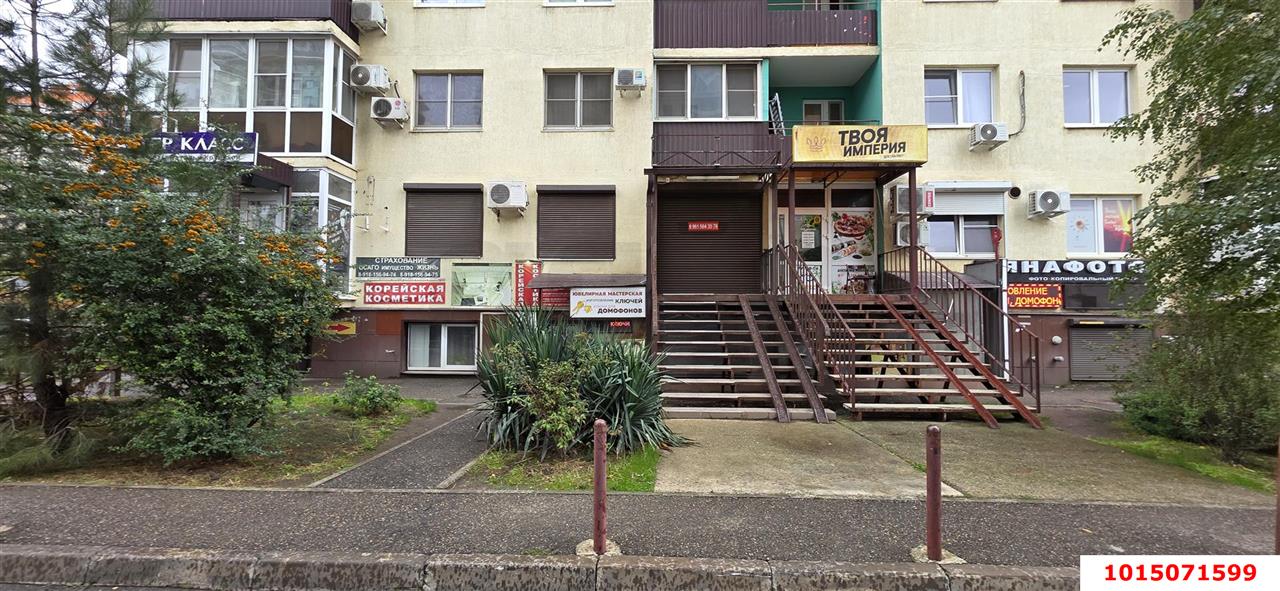 Фото №2: Торговое помещение 60 м² - Краснодар, ЖК Возрождение, ул. имени 40-летия Победы, 127