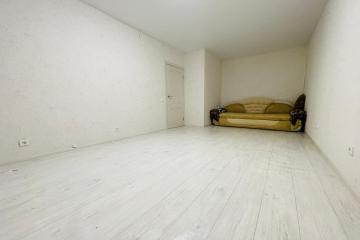 Фото №1: 1-комнатная квартира 42 м² - Краснодар, мкр. жилой комплекс Квартал № 6, ул. Генерал-лейтенанта Александра Сапрунова, 13