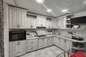 Фото №1: 2-комнатная квартира 55 м² - Краснодар, мкр. Военный городок № 109, ул. Кореновская, 69