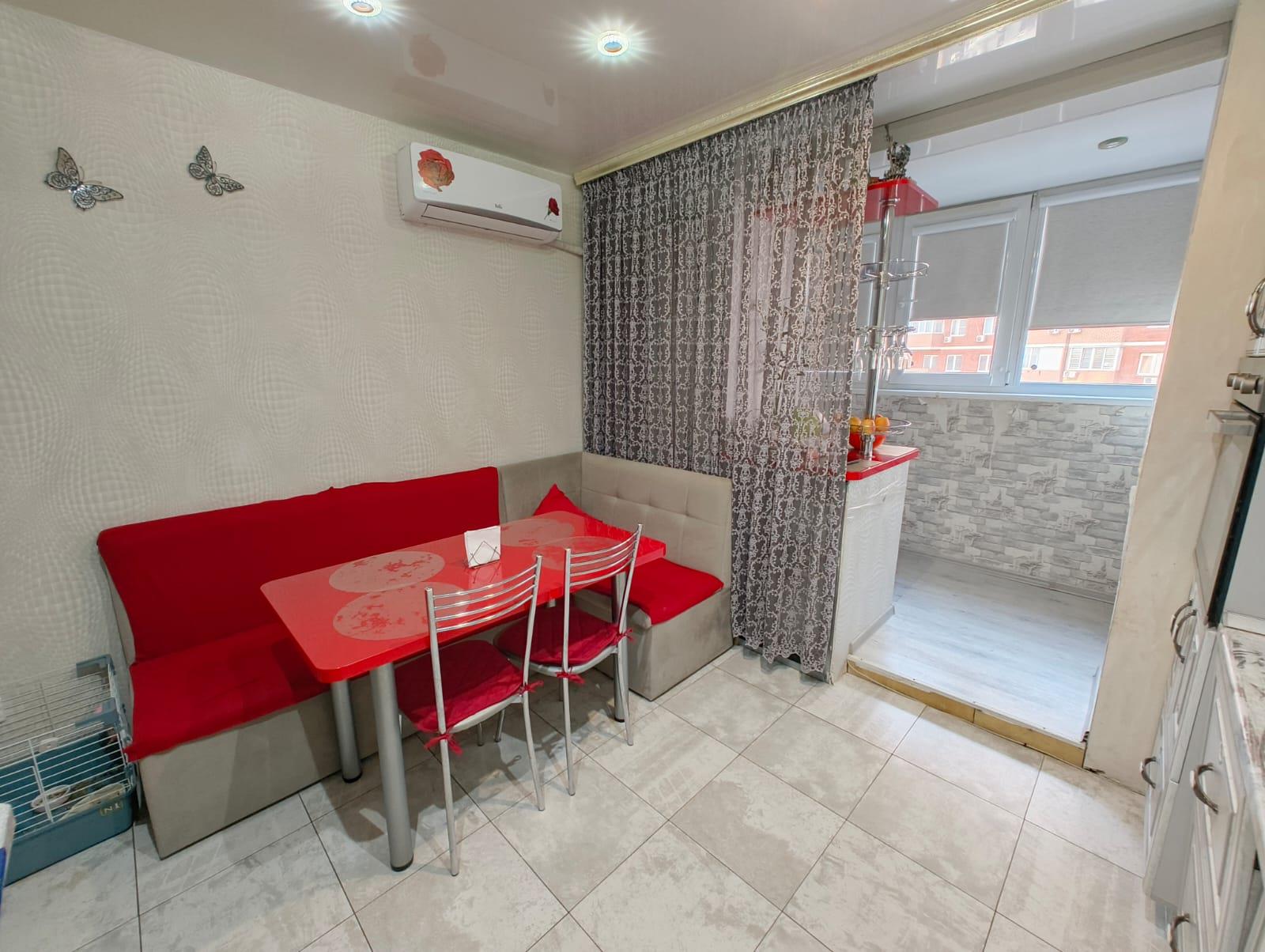 Фото №3: 2-комнатная квартира 58 м² - Краснодар, Прикубанский внутригородской округ, мкр. Военный городок № 109, ул. Кореновская, 69