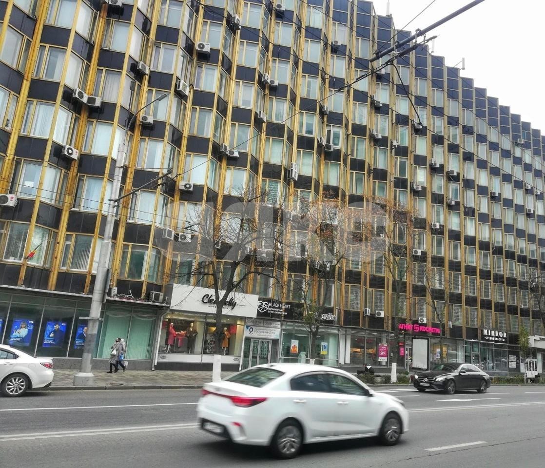 Фото №1: Коммерция 250 м² - Ростов-на-Дону, Богатяновка, ул. Большая Садовая, 150