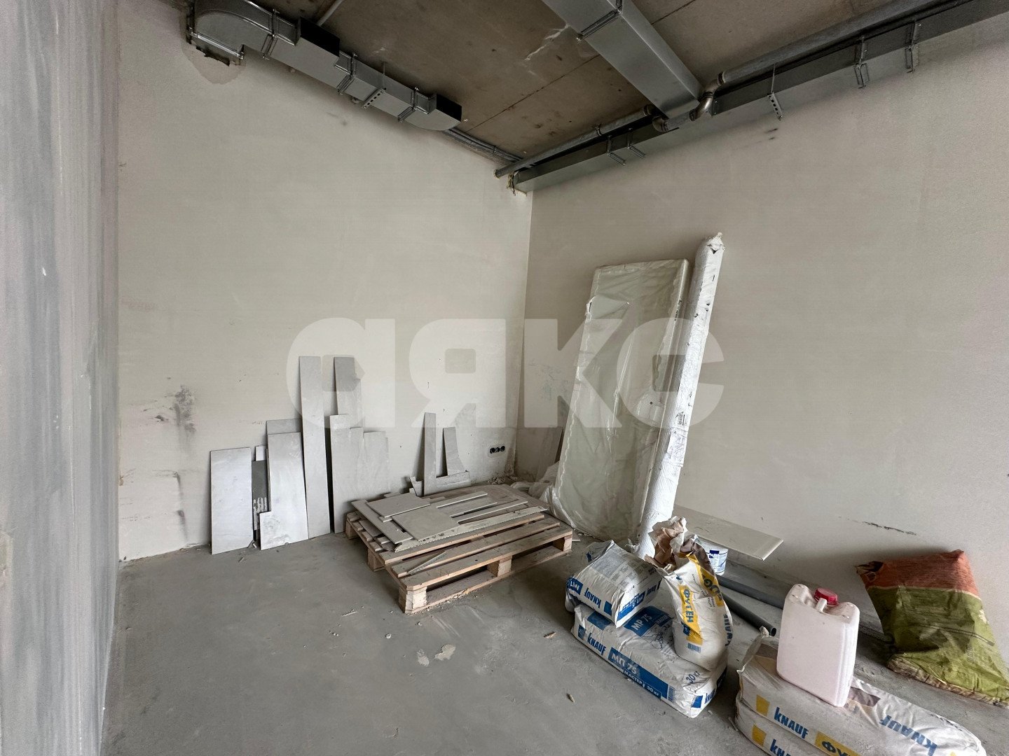 Фото №8: Коммерция 280 м² - Ростов-на-Дону, Ворошиловский, пр-кт Михаила Нагибина, 38