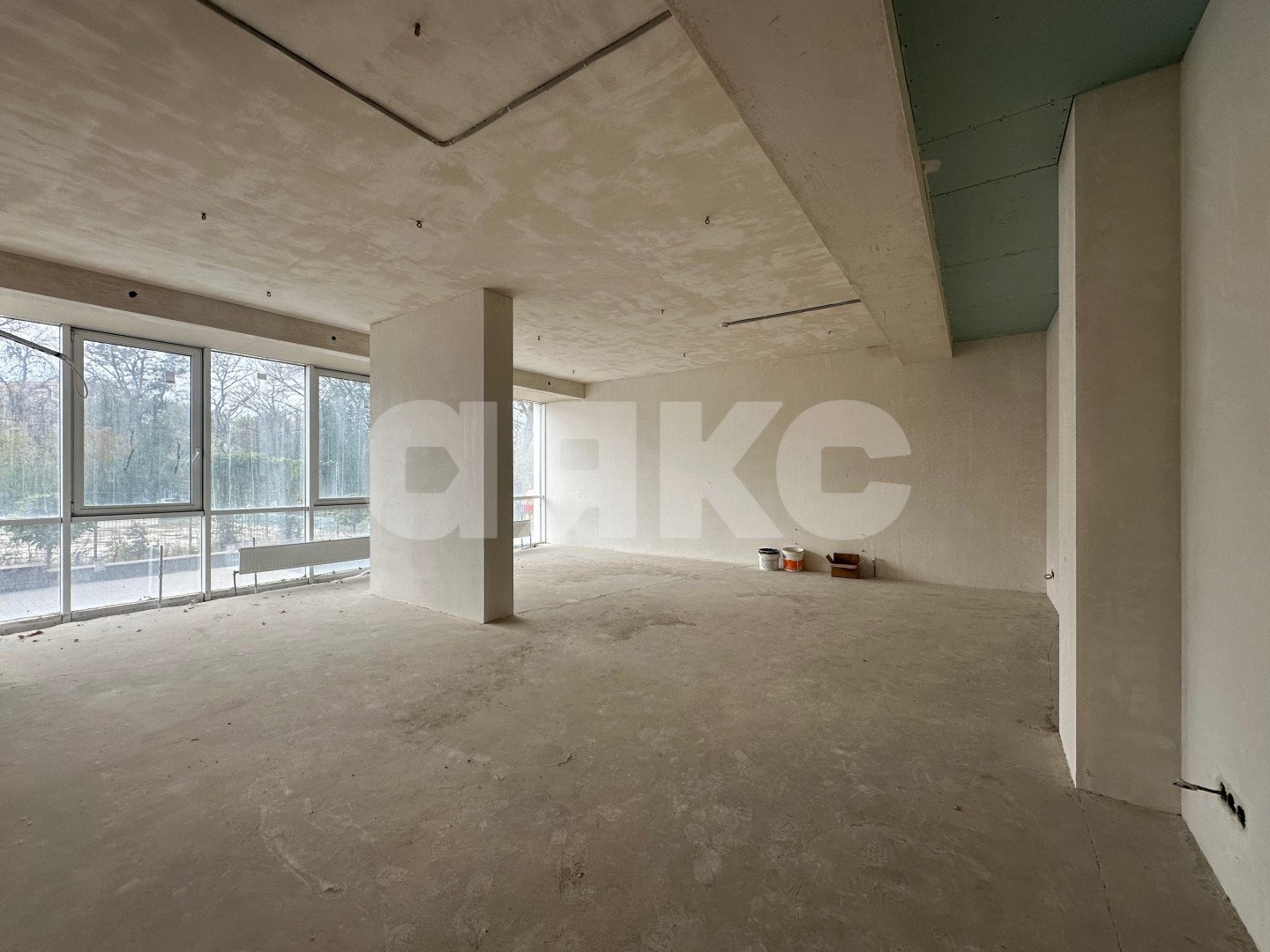 Фото №3: Коммерция 280 м² - Ростов-на-Дону, Ворошиловский, пр-кт Михаила Нагибина, 38