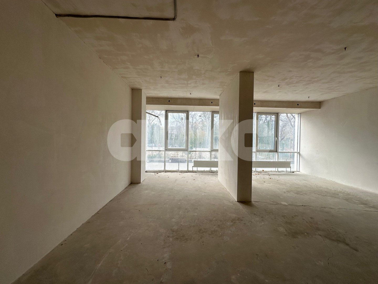 Фото №2: Коммерция 280 м² - Ростов-на-Дону, Ворошиловский, пр-кт Михаила Нагибина, 38