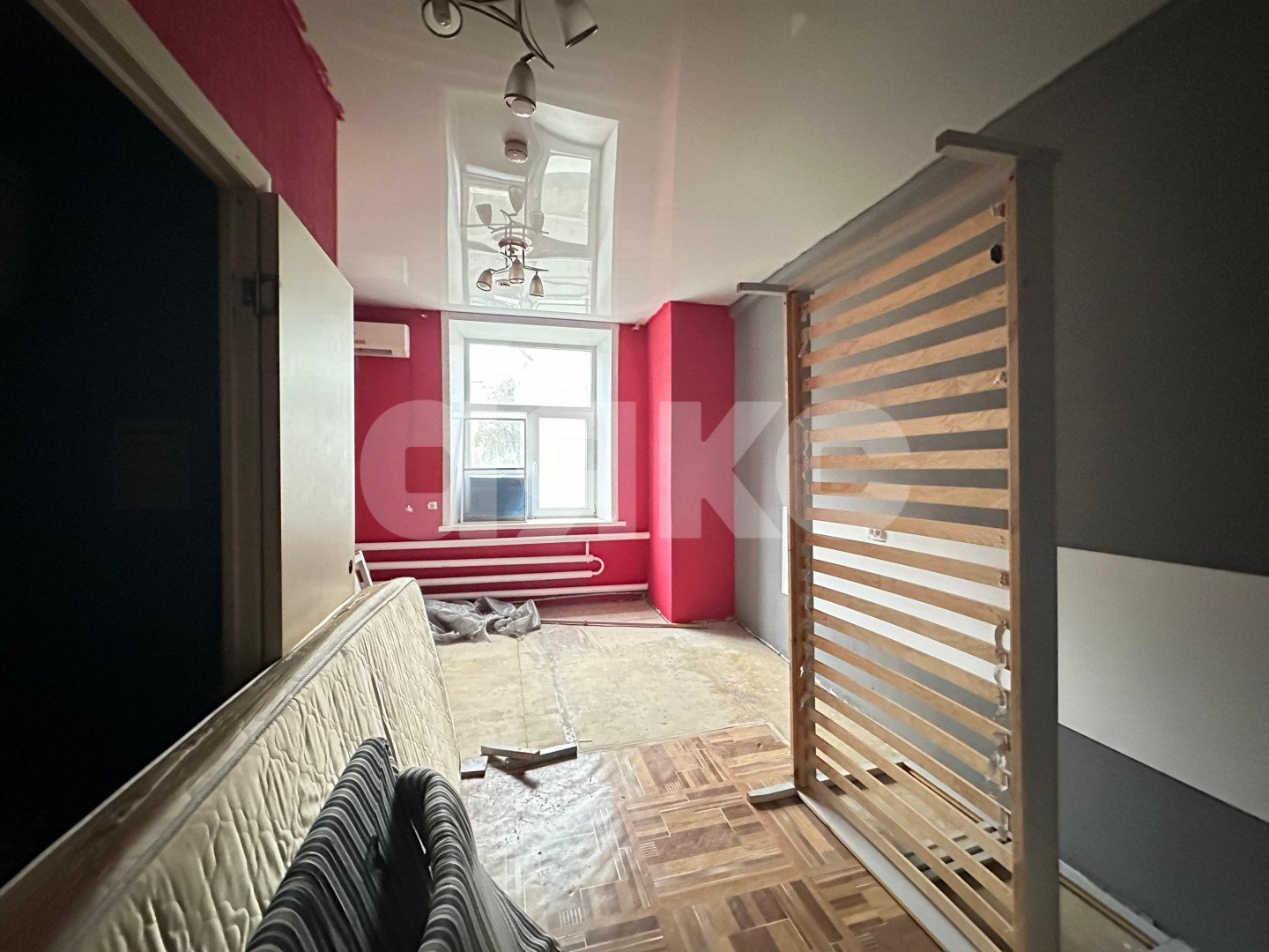 Фото №2: Коммерция 348 м² - Ростов-на-Дону, Ленинский, ул. Серафимовича, 37