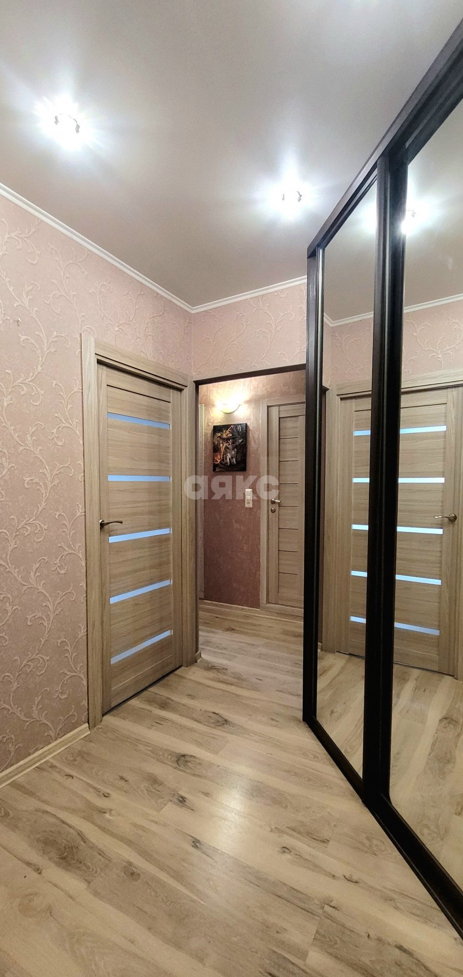 Фото №10: 2-комнатная квартира 50 м² - Липецк, 28-й, ул. С.М. Шерстобитова, 18