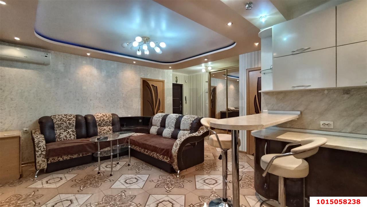 Фото №3: 2-комнатная квартира 52 м² - Российский, Прикубанский внутригородской округ, пр-д Тверской, 6