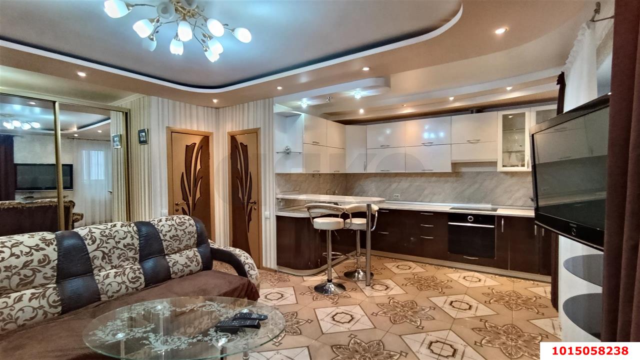 Фото №2: 2-комнатная квартира 52 м² - Российский, мкр. Прикубанский внутригородской округ, пр-д Тверской, 6