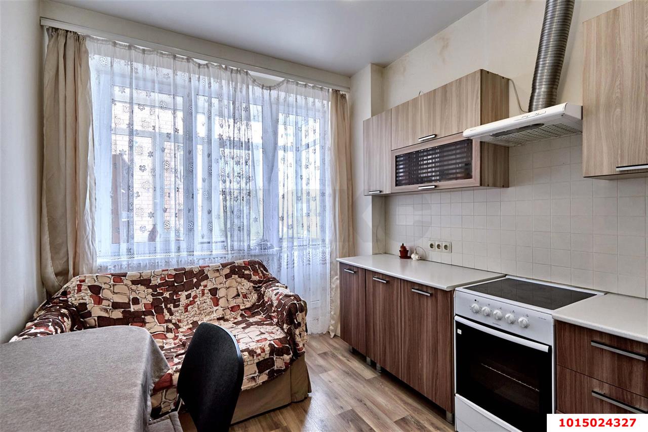 Фото №1: 1-комнатная квартира 35 м² - Краснодар, Прикубанский внутригородской округ, мкр. Краевая Клиническая Больница, ул. 1 Мая, 278