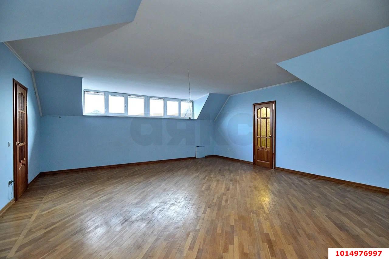 Фото №10: Дом 300 м² + 6 сот. - Краснодар, Прикубанский внутригородской округ, Калинино, мкр. Завод Радиоизмерительных Приборов, ул. имени Е.Д. Фелицына, 50