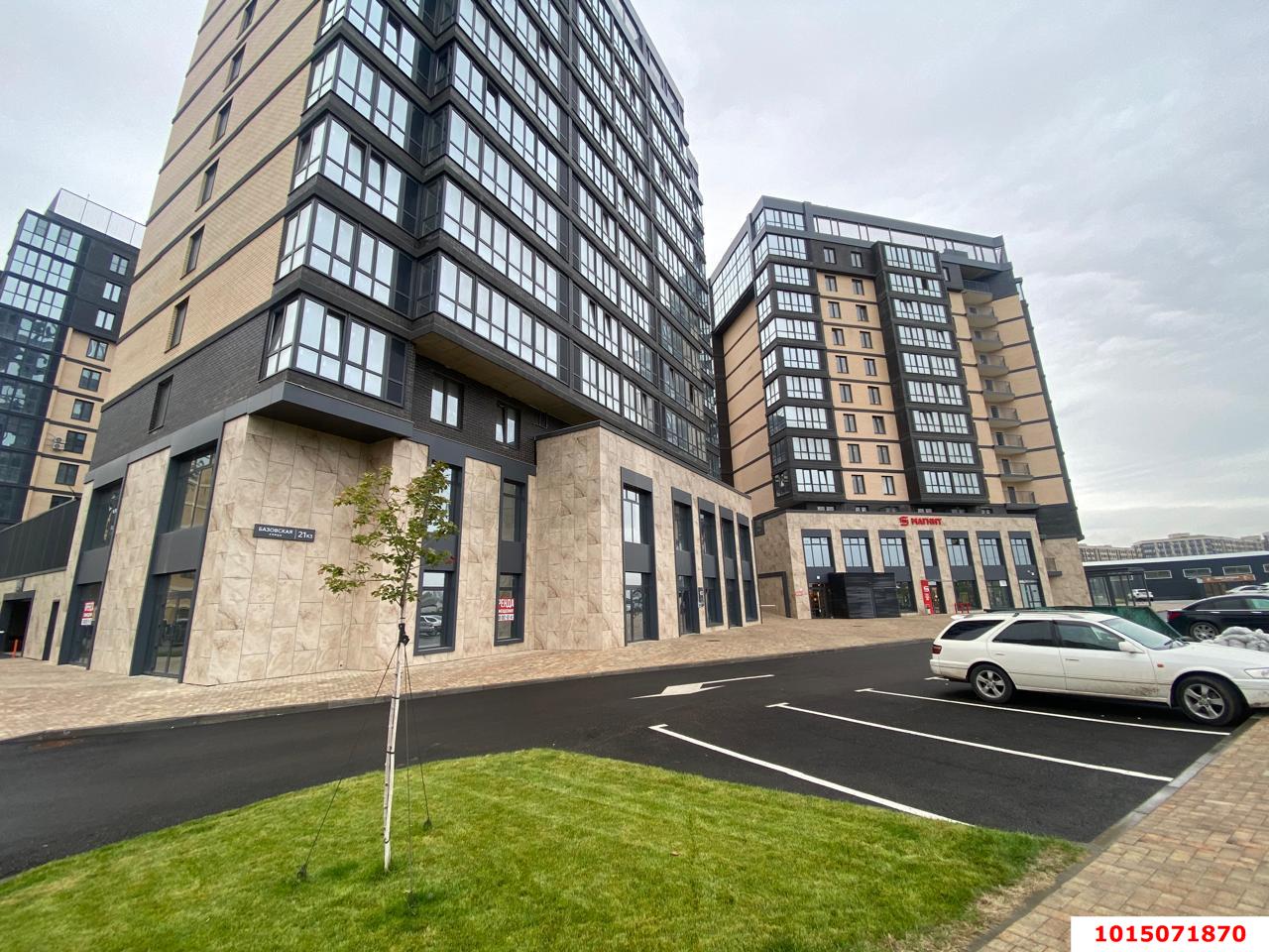 Фото №3: Торговое помещение 164 м² - Яблоновский, жилой комплекс Вектор, ул. Базовская, 21к4