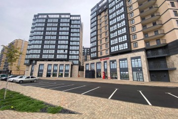 Фото №2: Торговое помещение 164 м² - Яблоновский, мкр. жилой комплекс Вектор, ул. Базовская, 21к4