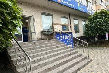 Фото №4: Торговое помещение 159 м² - Краснодар, мкр. Музыкальный, ул. Московская, 140кБ