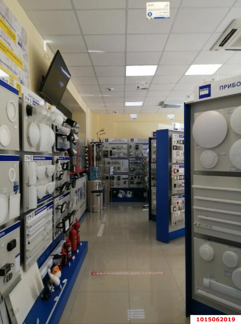 Фото №3: Торговое помещение 159 м² - Краснодар, Музыкальный, ул. Московская, 140кБ