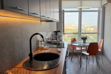 Фото №1: 1-комнатная квартира 43 м² - Ростов-на-Дону, р. Кировский, ул. Красноармейская, 157