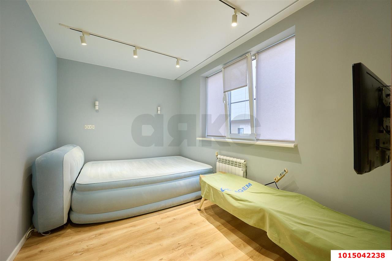 Фото №32: Таунхаус 87 м² + 2 сот. - Краснодар, КП Близкий, ул. Даниила Смоляна, 70