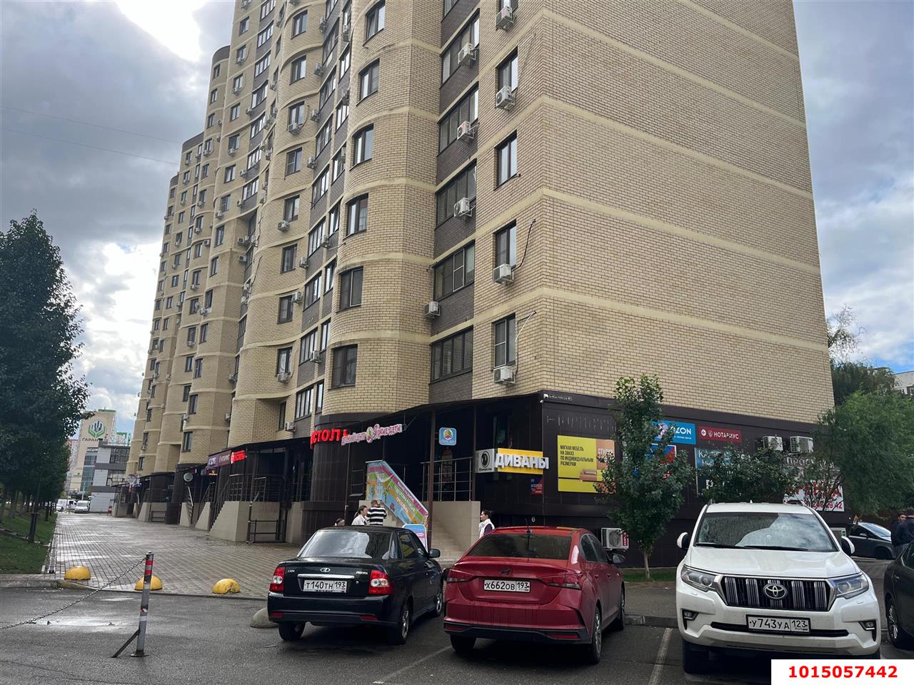 Фото №1: Торговое помещение 90 м² - Краснодар, ЖК Барселона, ул. имени 40-летия Победы, 97