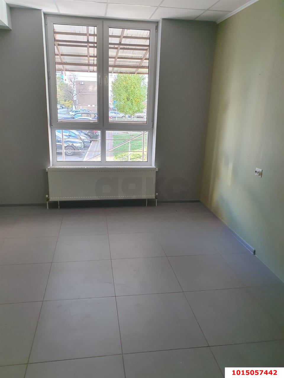 Фото №4: Торговое помещение 90 м² - Краснодар, ЖК Барселона, ул. имени 40-летия Победы, 97