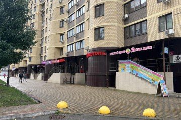 Фото №2: Торговое помещение 90 м² - Краснодар, мкр. ЖК Барселона, ул. имени 40-летия Победы, 97