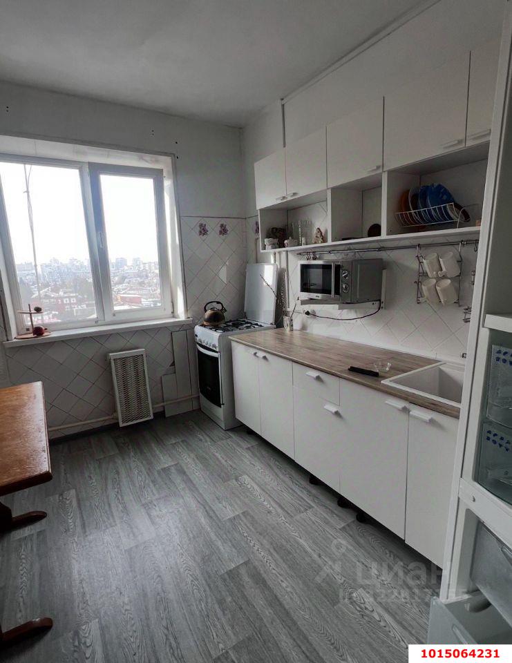 Фото №1: 3-комнатная квартира 59 м² - Краснодар, Центральный, ул. Гудимы, 30