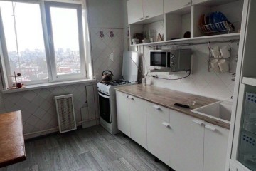 Фото №1: 3-комнатная квартира 59 м² - Краснодар, мкр. Центральный, ул. Гудимы, 30