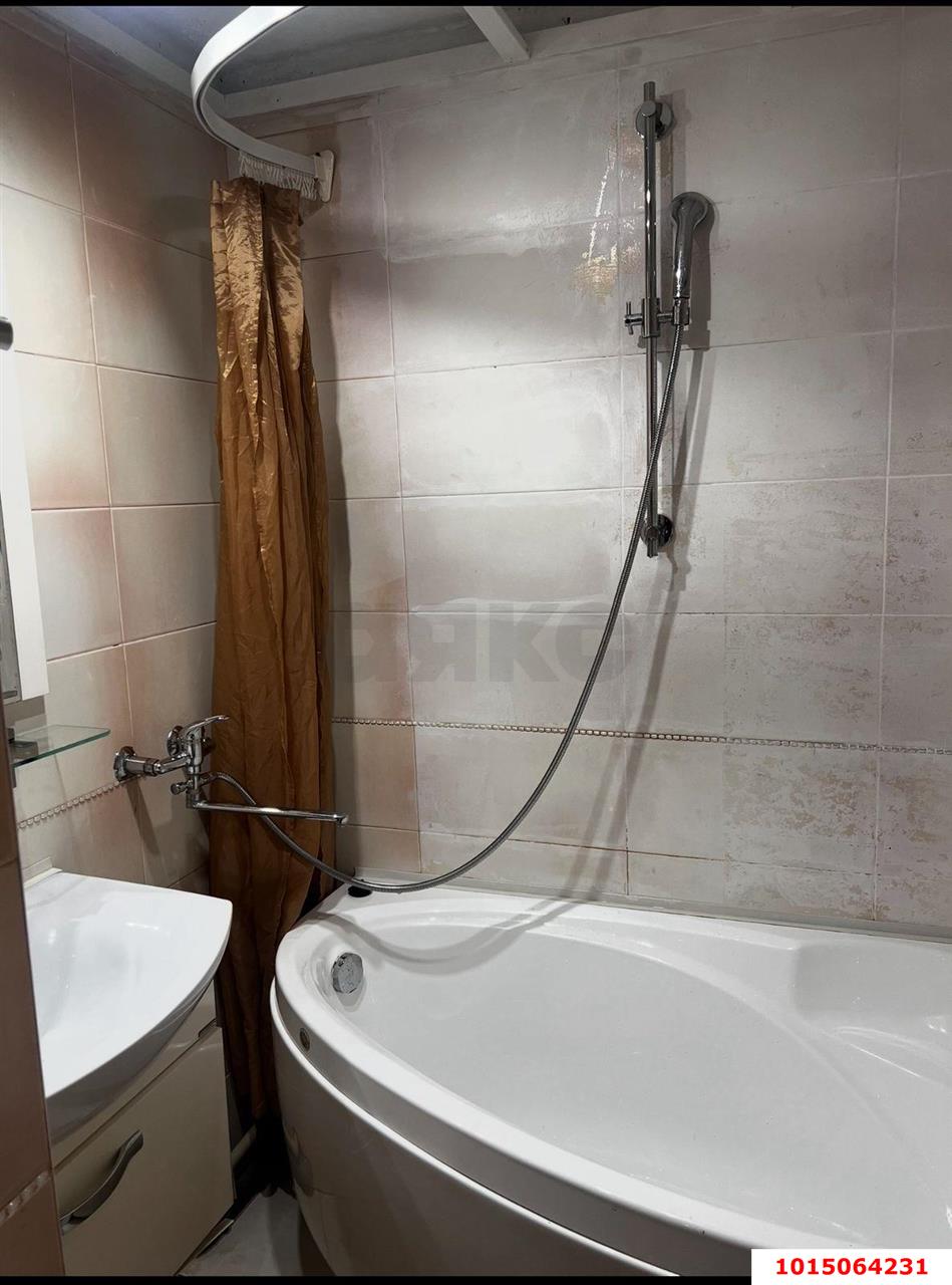 Фото №12: 3-комнатная квартира 59 м² - Краснодар, Центральный, ул. Гудимы, 30