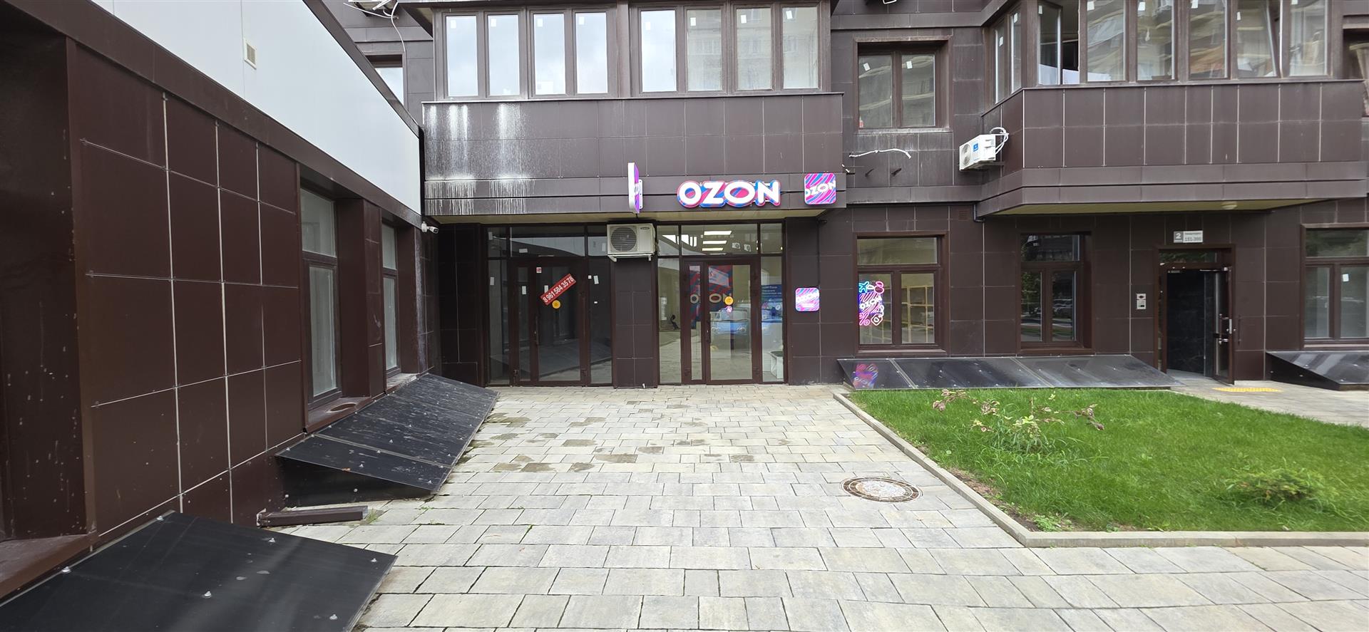 Фото №2: Коммерция 54 м² - Краснодар, Прикубанский внутригородской округ, мкр. жилой комплекс Ракурс, ул. имени Героя Ростовского, 8к4