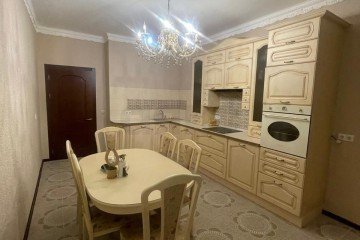 Фото №2: 2-комнатная квартира 91 м² - Краснодар, мкр. Юбилейный, пр-кт Чекистов, 26