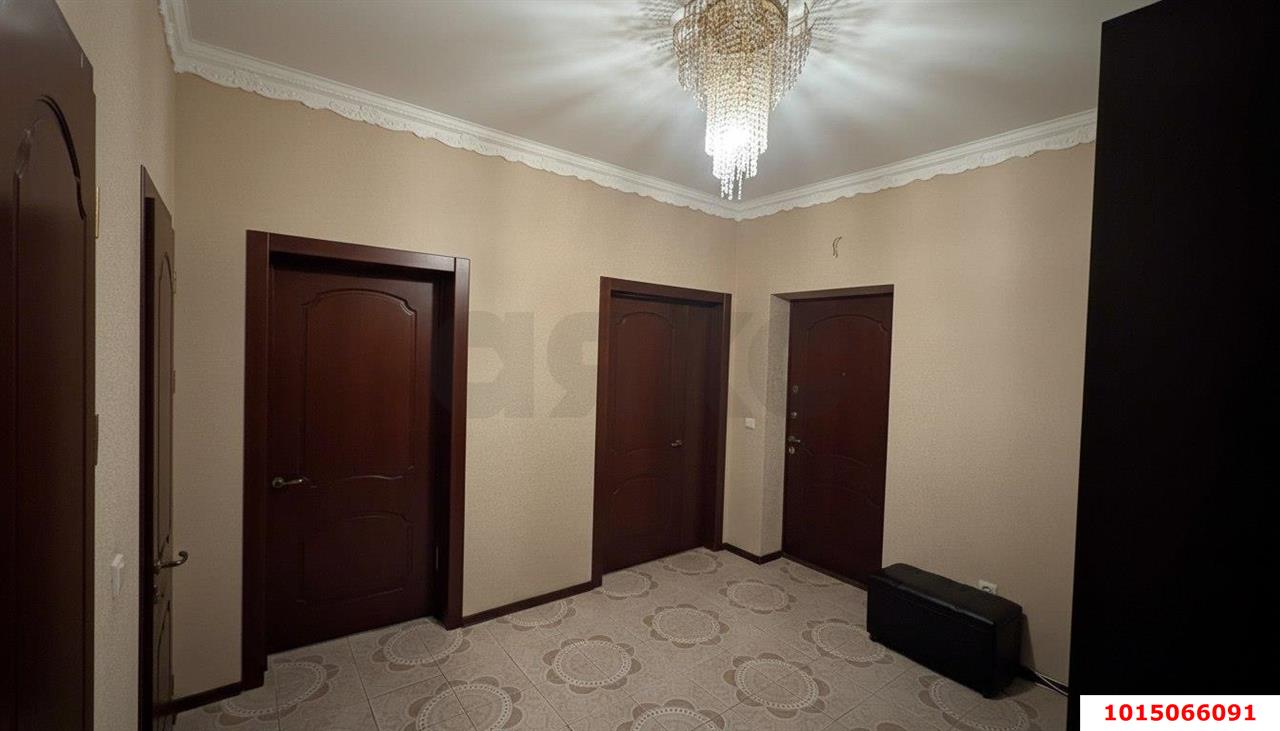 Фото №8: 2-комнатная квартира 91 м² - Краснодар, Западный внутригородской округ, мкр. Юбилейный, пр-кт Чекистов, 26