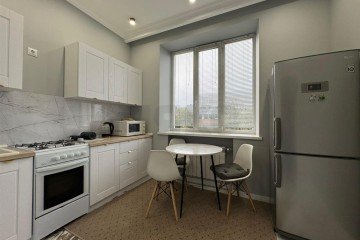 Фото №3: 3-комнатная квартира 80 м² - Краснодар, мкр. Центральный, ул. Красная, 160