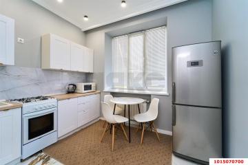 Фото №1: 3-комнатная квартира 77 м² - Краснодар, мкр. Центральный, ул. Красная, 160