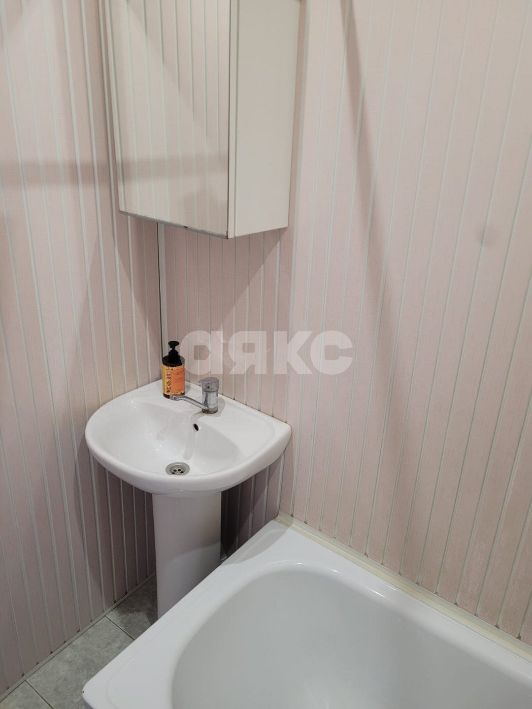 Фото №11: 2-комнатная квартира 38 м² - Ростов-на-Дону, Ворошиловский, пр-кт Михаила Нагибина, 36/1